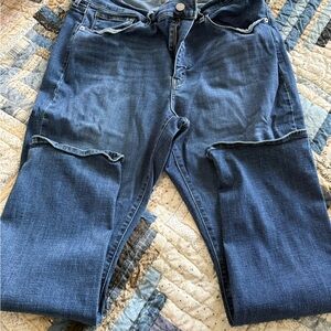 Women’s Levi’s straight leg jeans